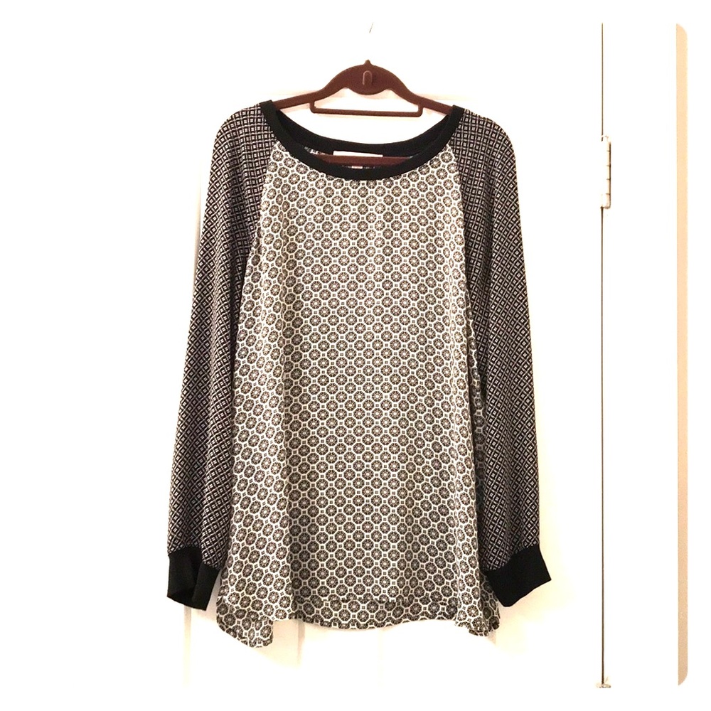 LOFT long sleeve shirt